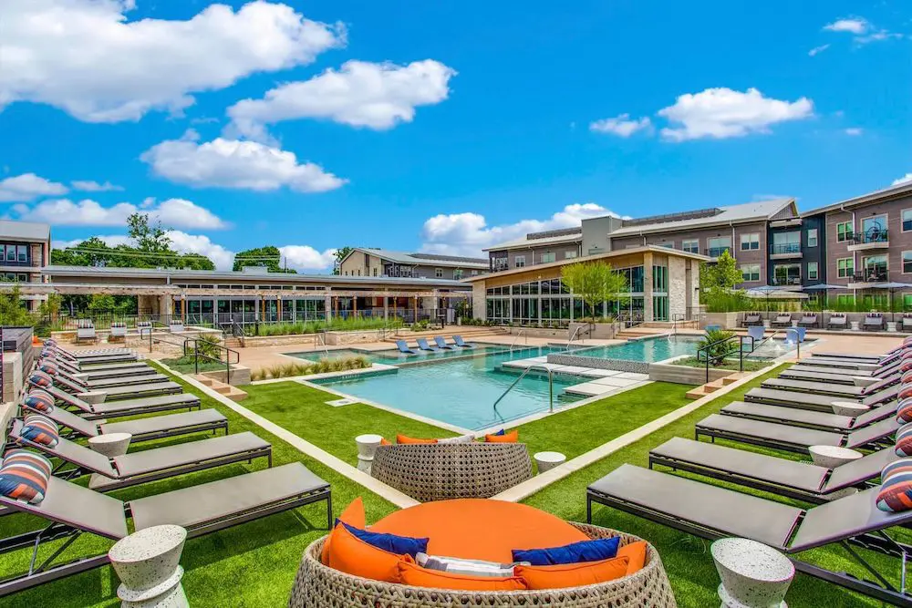 Alta courtyard