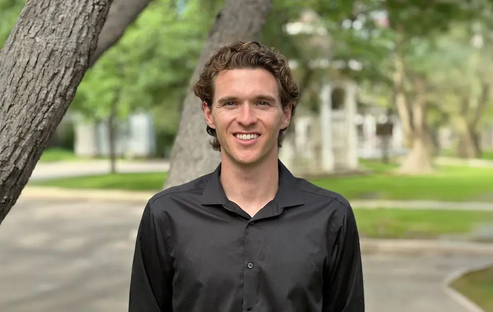 Nate Barsanti Headshot