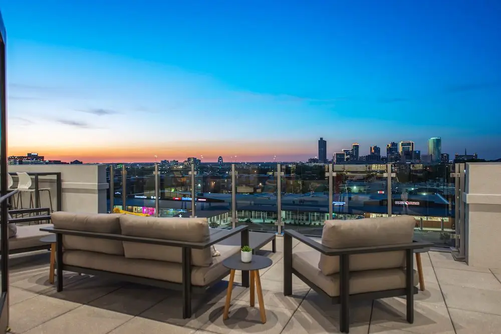 Rosedale deck
