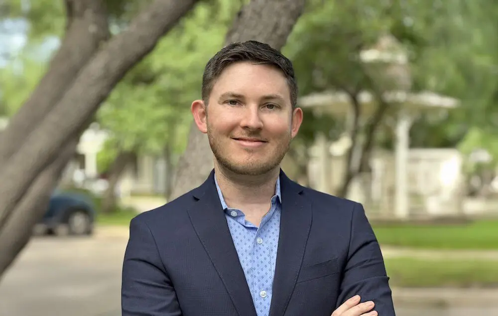 Scott Scroggs Headshot