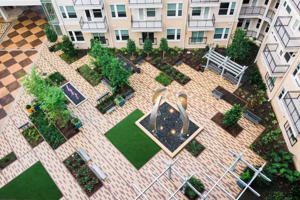 Post Galleria courtyard