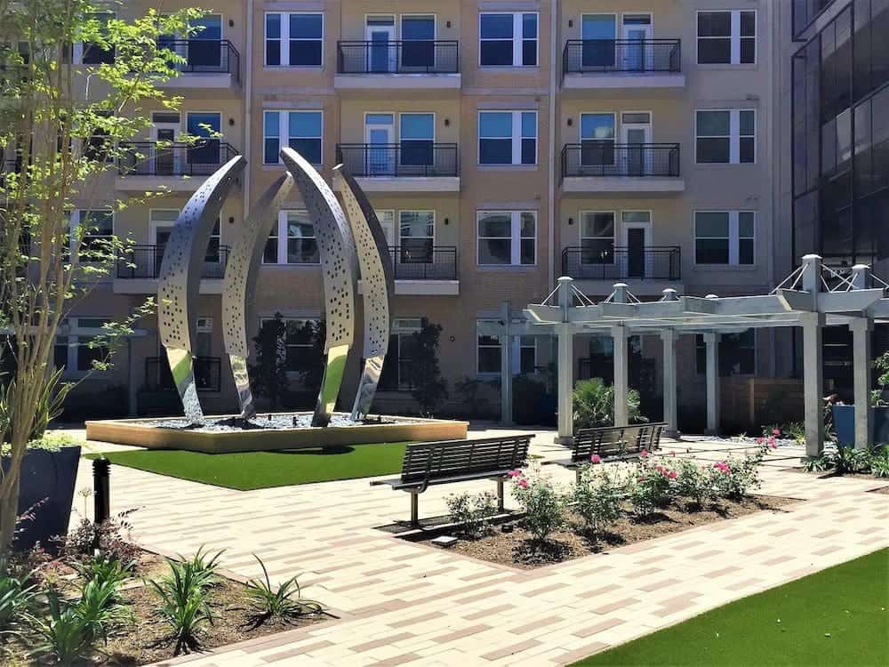 Post Galleria entrance